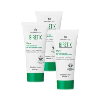 Biretix Pack Duo Gel Anti-Imperfeições 3x30ml, gel renovador e purificante para a pele com tendência acneica. Os seus ingredientes atuam a dois níveis, estimulando a renovação celular e promovendo a eliminação suave das células mortas da superfície cutânea, prevenindo a obstrução dos poros e a formação de imperfeições, e simultaneamente abrandando a proliferação dos agentes agravantes das lesões