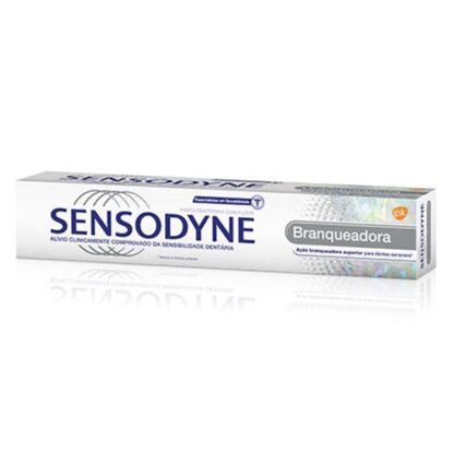 Sensodyne Cuidado Diário Branqueadora Pasta Dentífrica 75ml tem uma formulação de baixa abrasividade