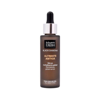 O Martiderm Black Diamond Ultimate Antiox Sérum é um poderoso sérum com ação antioxidante que revitaliza a pele, ilumina e uniformiza o tom, ao mesmo tempo que minimiza as rugas e proporciona uma hidratação profunda